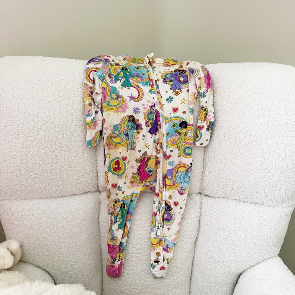 Posh Peanut Groovy Barbie zippy